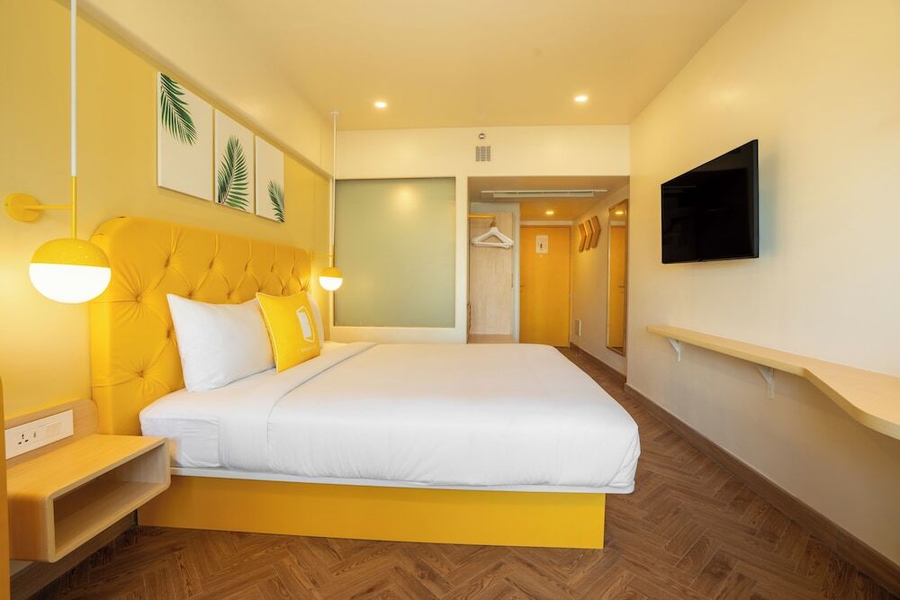 Мумбаи: Bloom Hub WEH Andheri