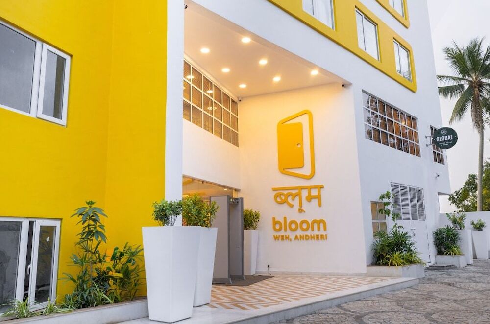 Мумбаи: Bloom Hub WEH Andheri