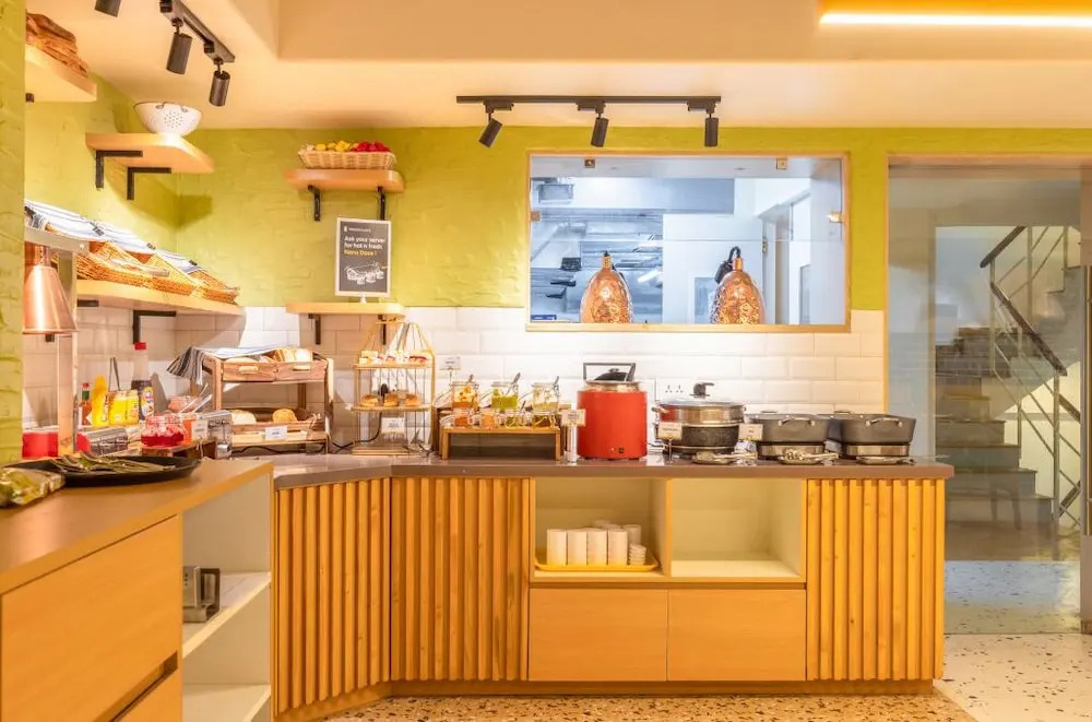 Мумбаи: Bloom Hub WEH Andheri