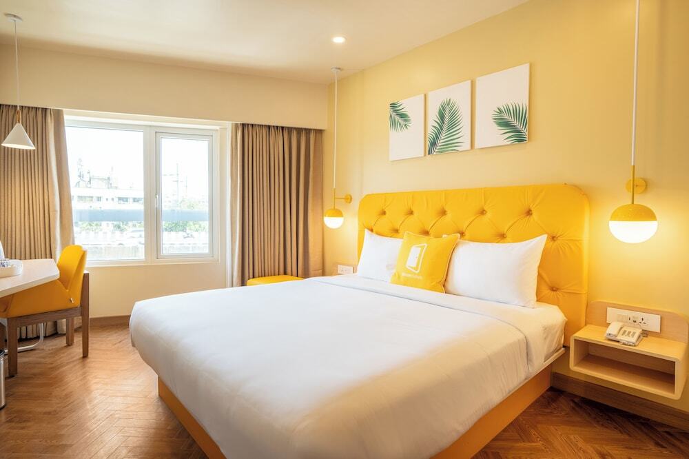 Мумбаи: Bloom Hub WEH Andheri