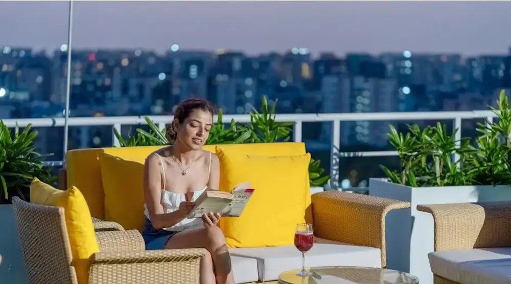 Мумбаи: Bloom Hub WEH Andheri