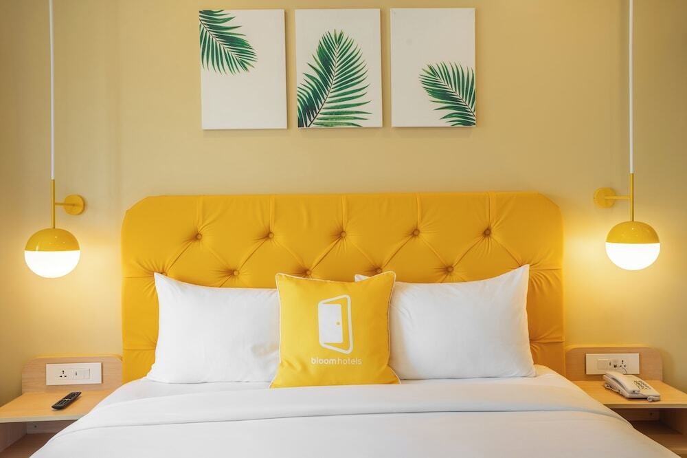 Мумбаи: Bloom Hub WEH Andheri