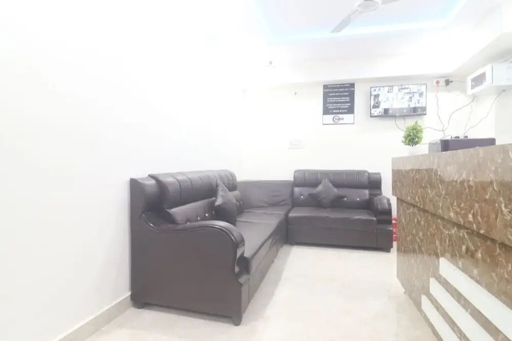 Хидерабад: iROOMZ Hotel SBR