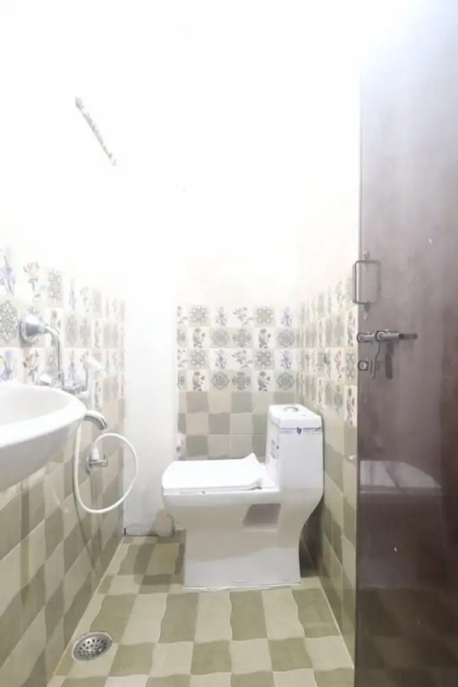 Хидерабад: iROOMZ Hotel SBR