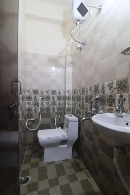 Хидерабад: iROOMZ Hotel SBR