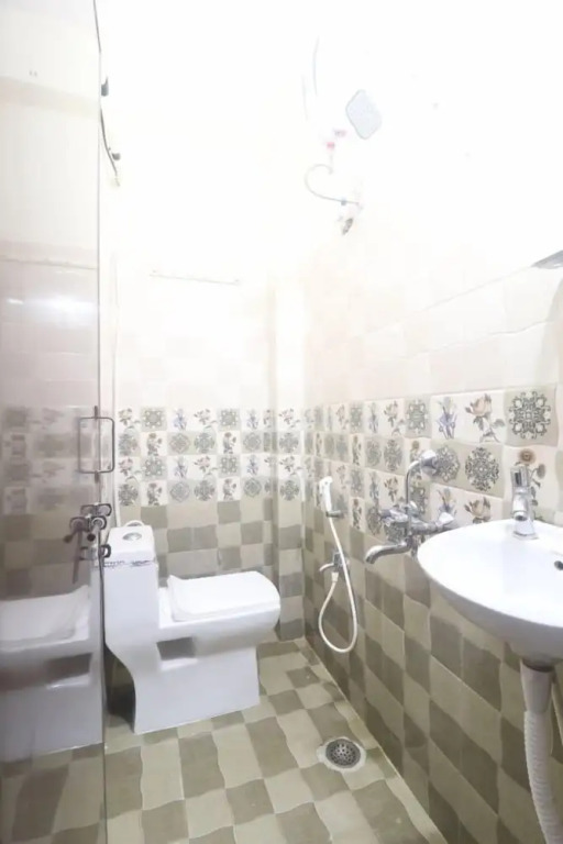 Хидерабад: iROOMZ Hotel SBR
