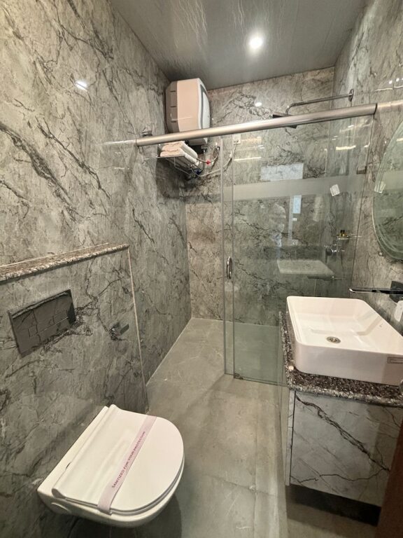 Наинитал: Hotel white inn