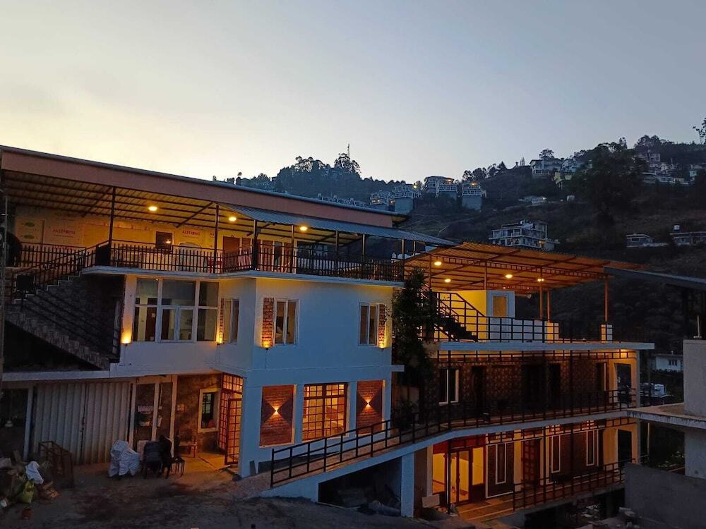 Кодайканал: Twilight at kodai