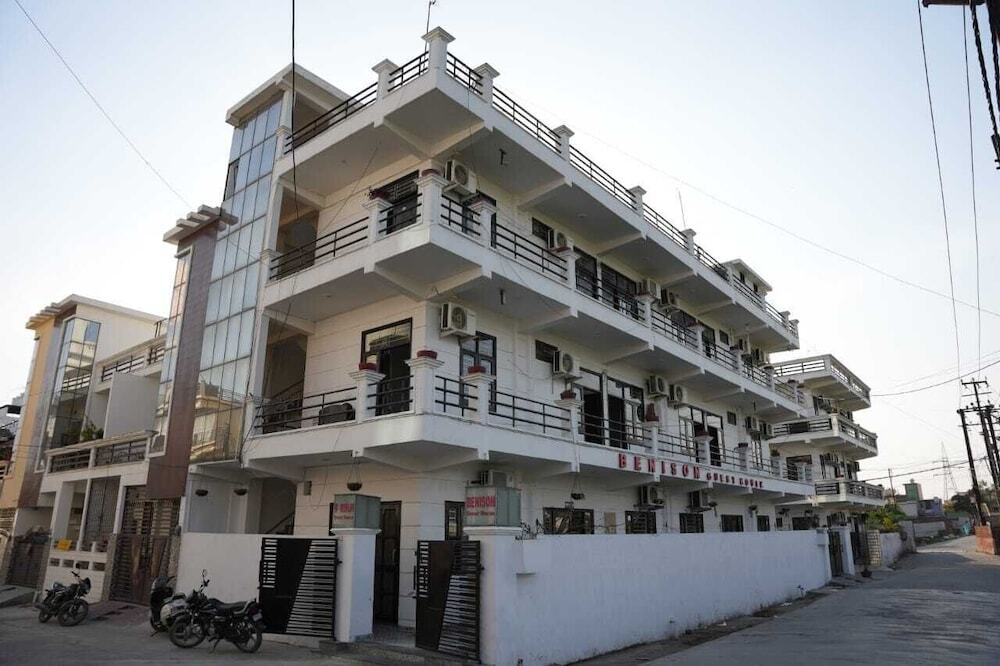 Дехрадун: Benison Guest House