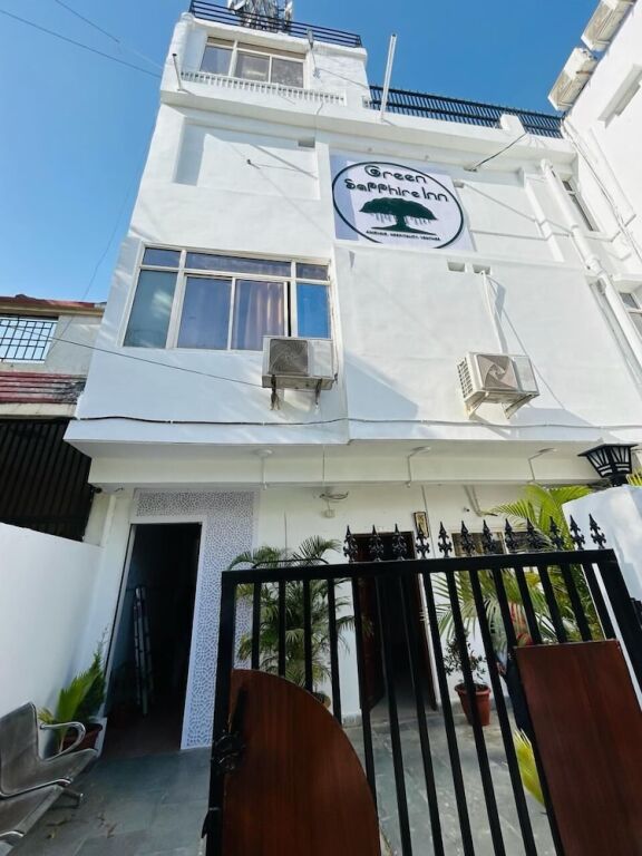 Бхопал: Green Sapphire Inn - Bhopal