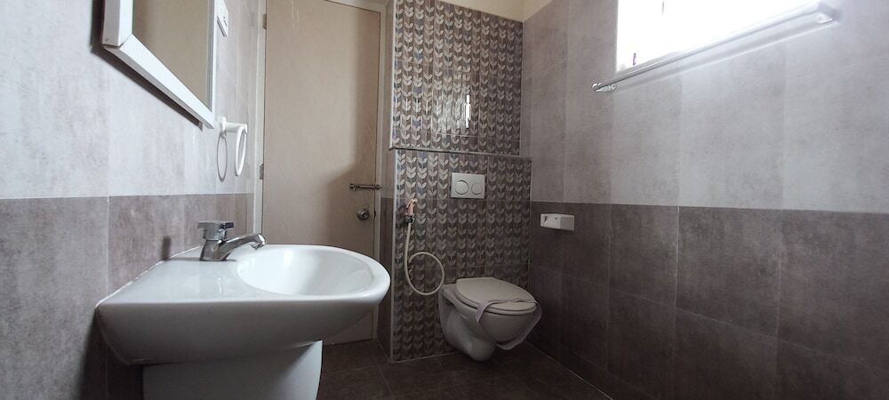 Коимбатур: Shantham Service Apartments Indumangar