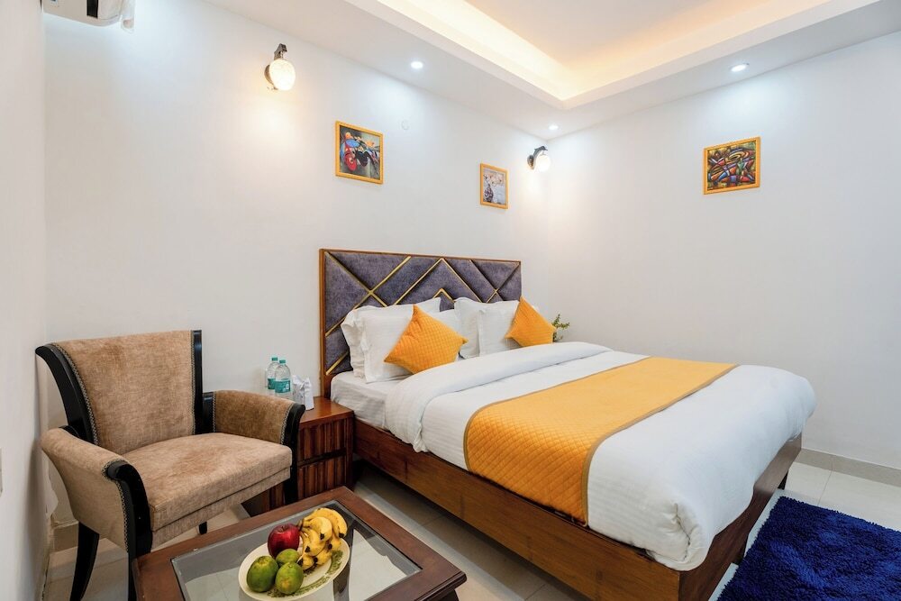 Гуруграм: Plum Tree Hotels