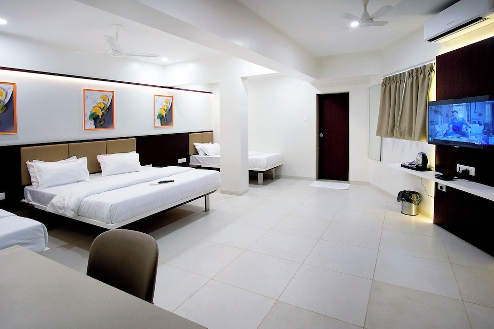 Нашик: Hotel Haldi