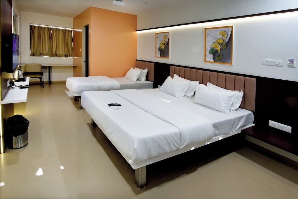 Нашик: Hotel Haldi