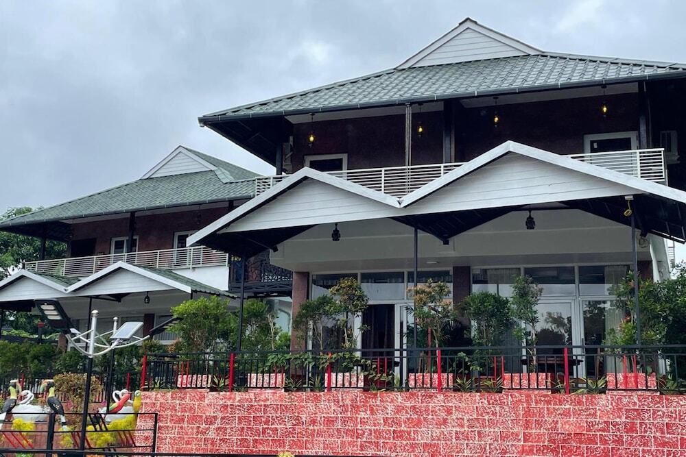 Муннар: AyurGem Ayurveda Yoga &  Wellness Retreat
