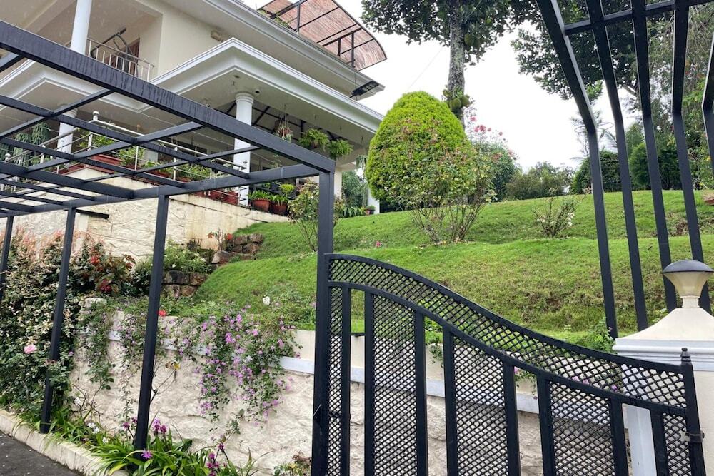Муннар: AyurGem Ayurveda Yoga &  Wellness Retreat