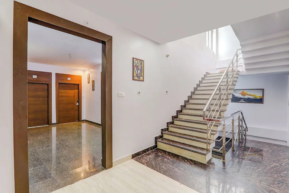 Лакхнау: Hotel Cristelia