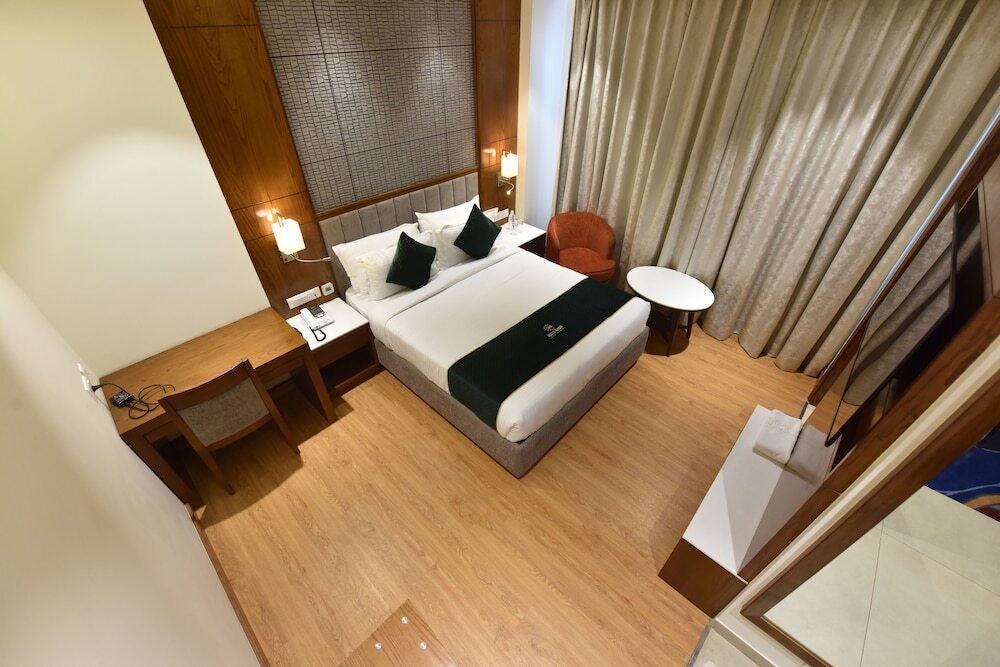 Праяградж: Hotel Rama Continental