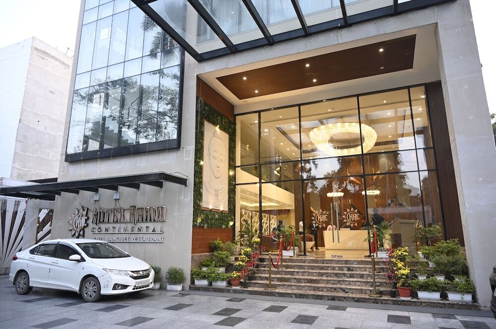 Праяградж: Hotel Rama Continental