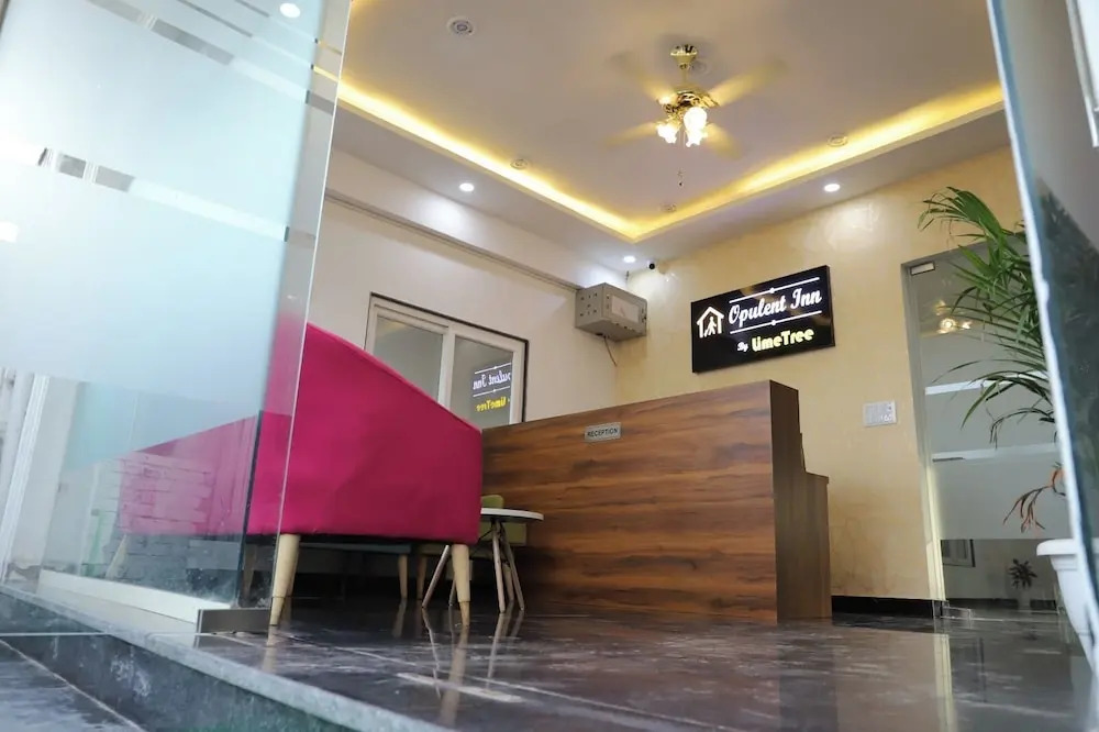 Большая Нойда: Opulent Inn By Lime Tree Hotels