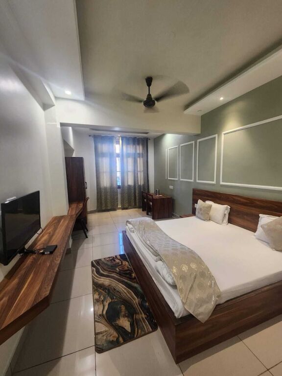 Питорагарх: Hotel Meghna