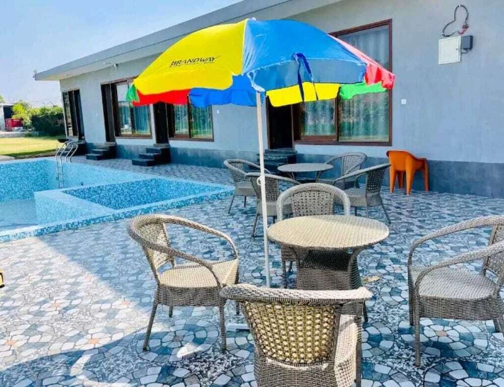 Гуруграм: Evergreen Resort & Farm Aravali