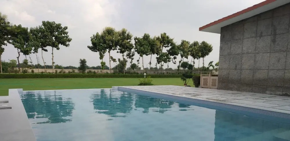Гуруграм: Evergreen Resort & Farm Aravali