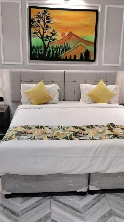 Пачмарай: Citrus Prime Hill Queen Resort