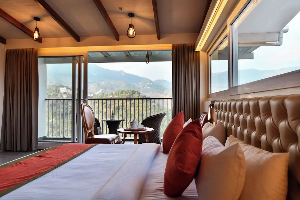 Муннар: British County Resort