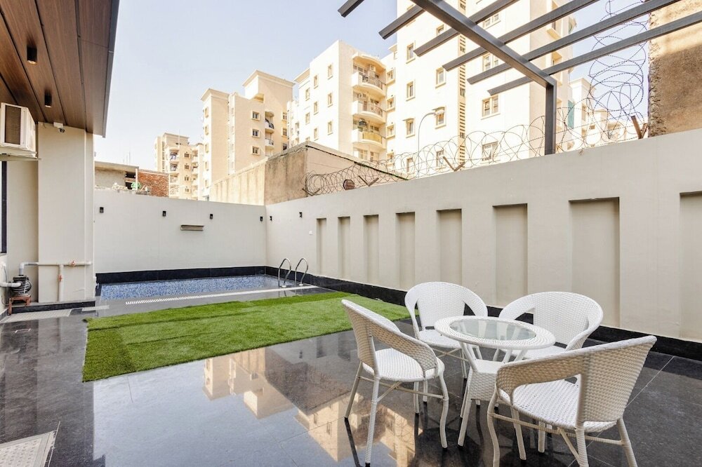 Большая Нойда: Lime Tree B&B Pari Chowk