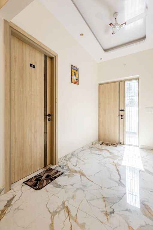 Большая Нойда: Lime Tree B&B Pari Chowk