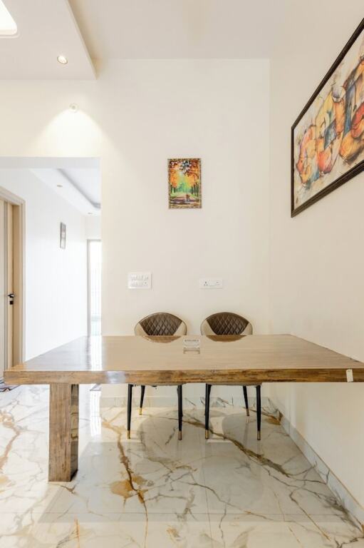 Большая Нойда: Lime Tree B&B Pari Chowk