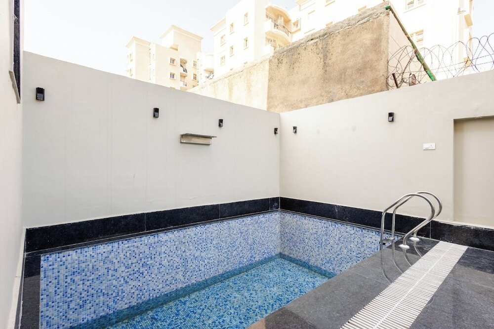 Большая Нойда: Lime Tree B&B Pari Chowk