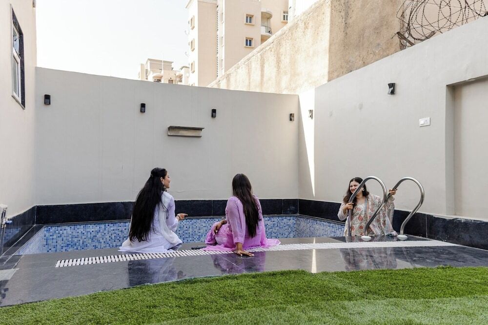 Большая Нойда: Lime Tree B&B Pari Chowk