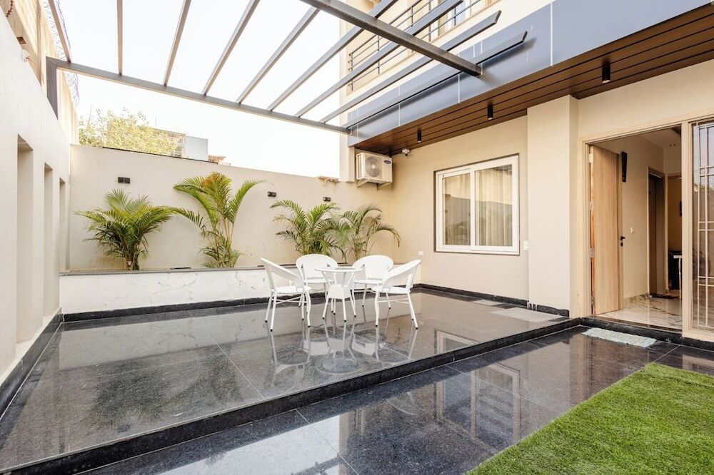 Большая Нойда: Lime Tree B&B Pari Chowk