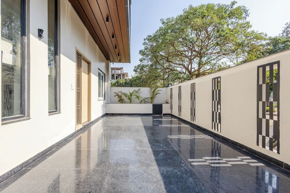 Большая Нойда: Lime Tree B&B Pari Chowk