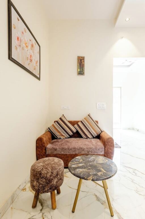 Большая Нойда: Lime Tree B&B Pari Chowk