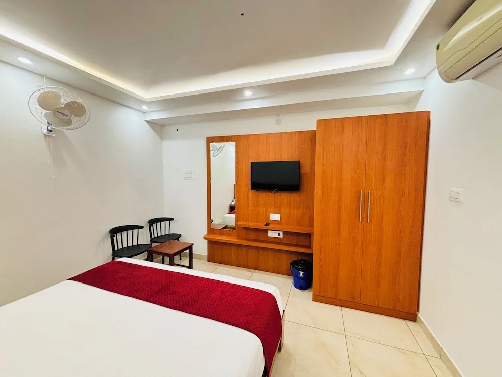 Кушалнагар: Hotel StarFinch Inn