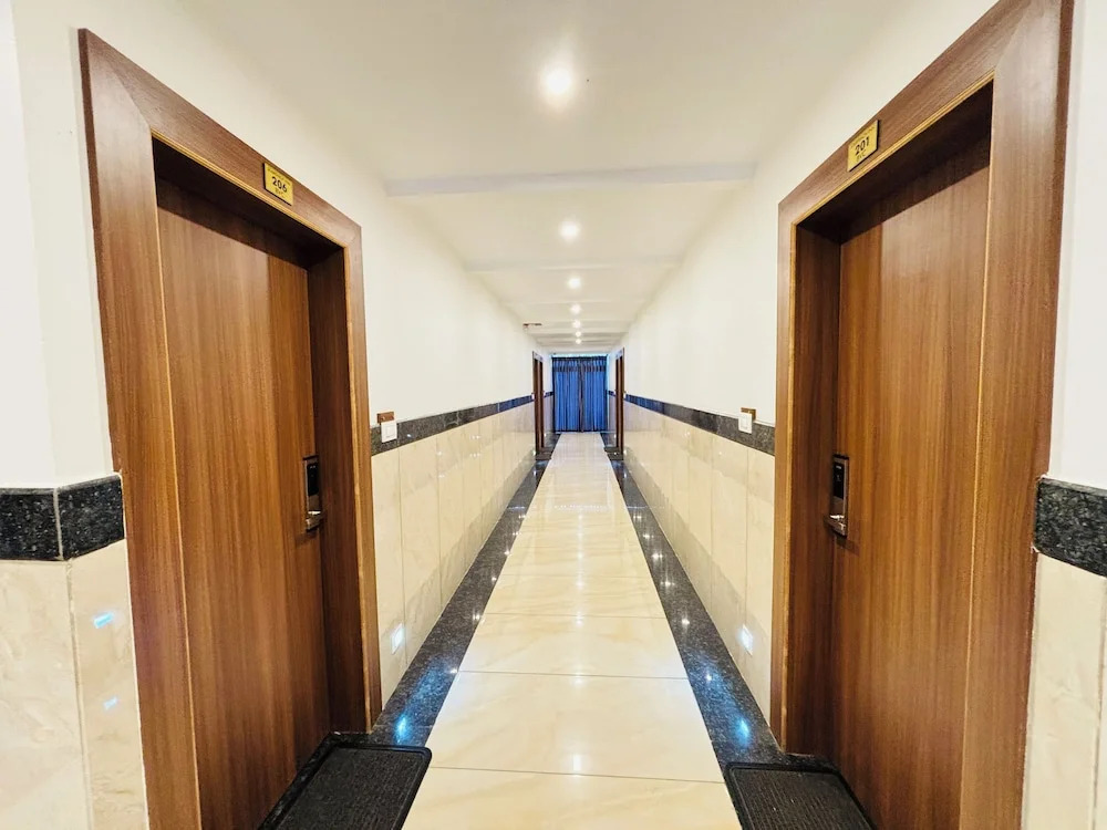 Кушалнагар: Hotel StarFinch Inn