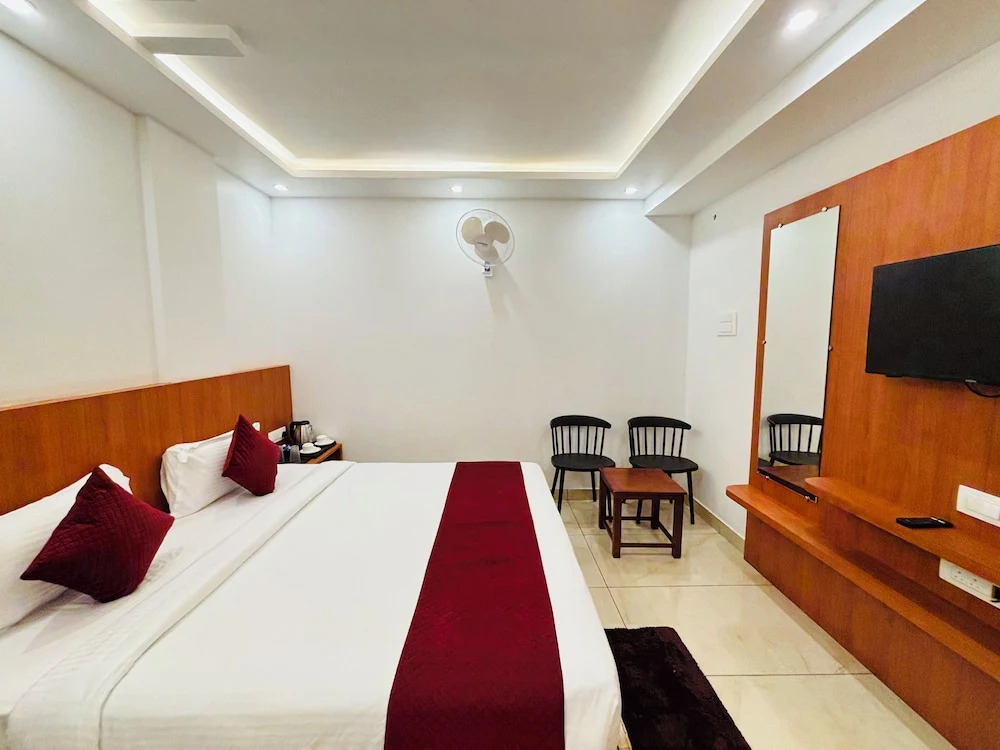 Кушалнагар: Hotel StarFinch Inn