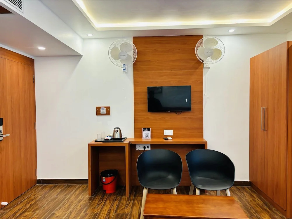 Кушалнагар: Hotel StarFinch Inn
