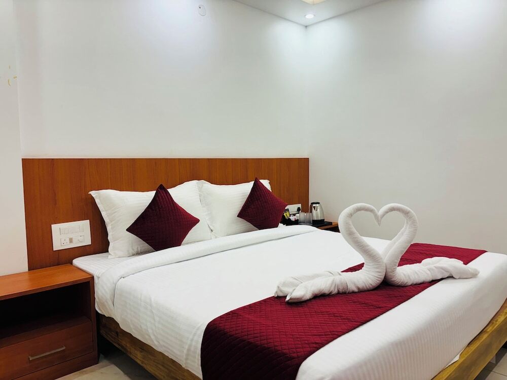 Кушалнагар: Hotel StarFinch Inn
