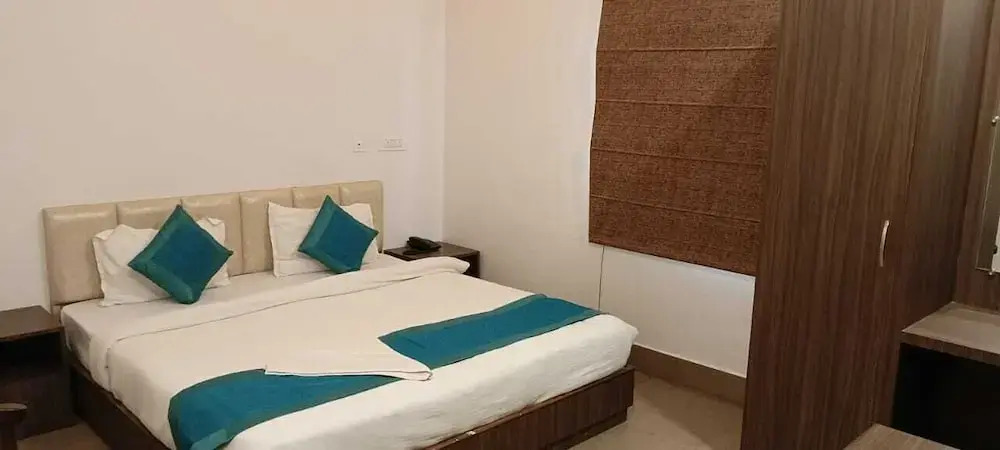 Патна: Destiny Hotel