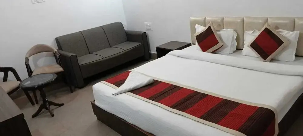 Патна: Destiny Hotel