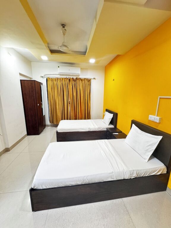 Мумбаи: Hsquare Service Apartment Malad
