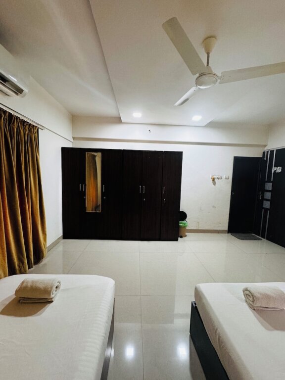 Мумбаи: Hsquare Service Apartment Malad
