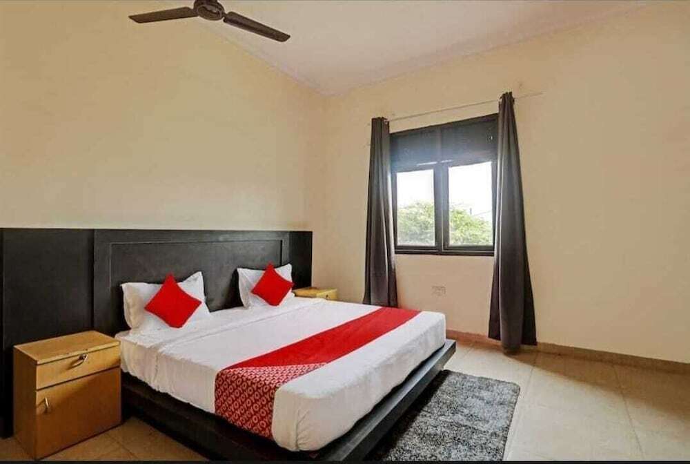 Большая Нойда: Hotel Jagdamby Residency