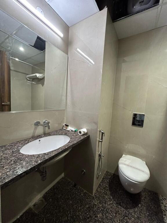 Гапткаши: Hotel Om Kedar
