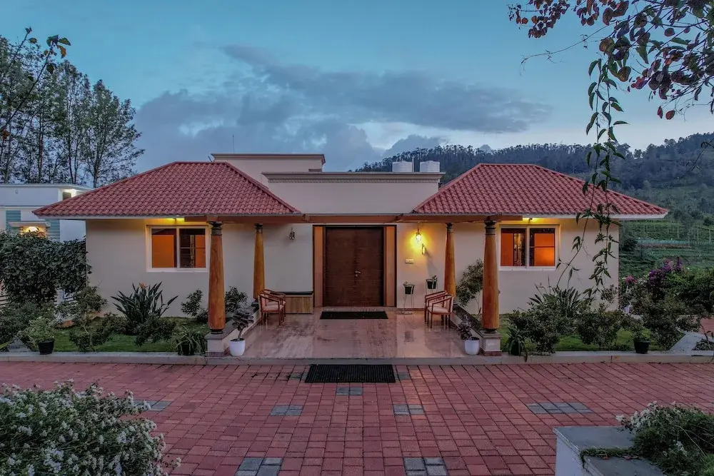 Ути: The Perfect Home Stay