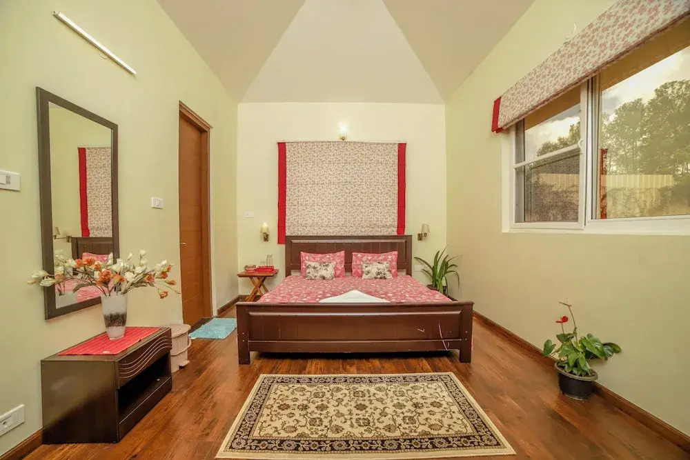 Ути: The Perfect Home Stay